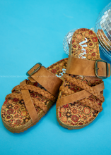 Load image into Gallery viewer, Nora Sandals by Very G - Tan
