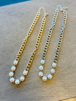 Calla Pearl & Chain Necklace - 2 Styles