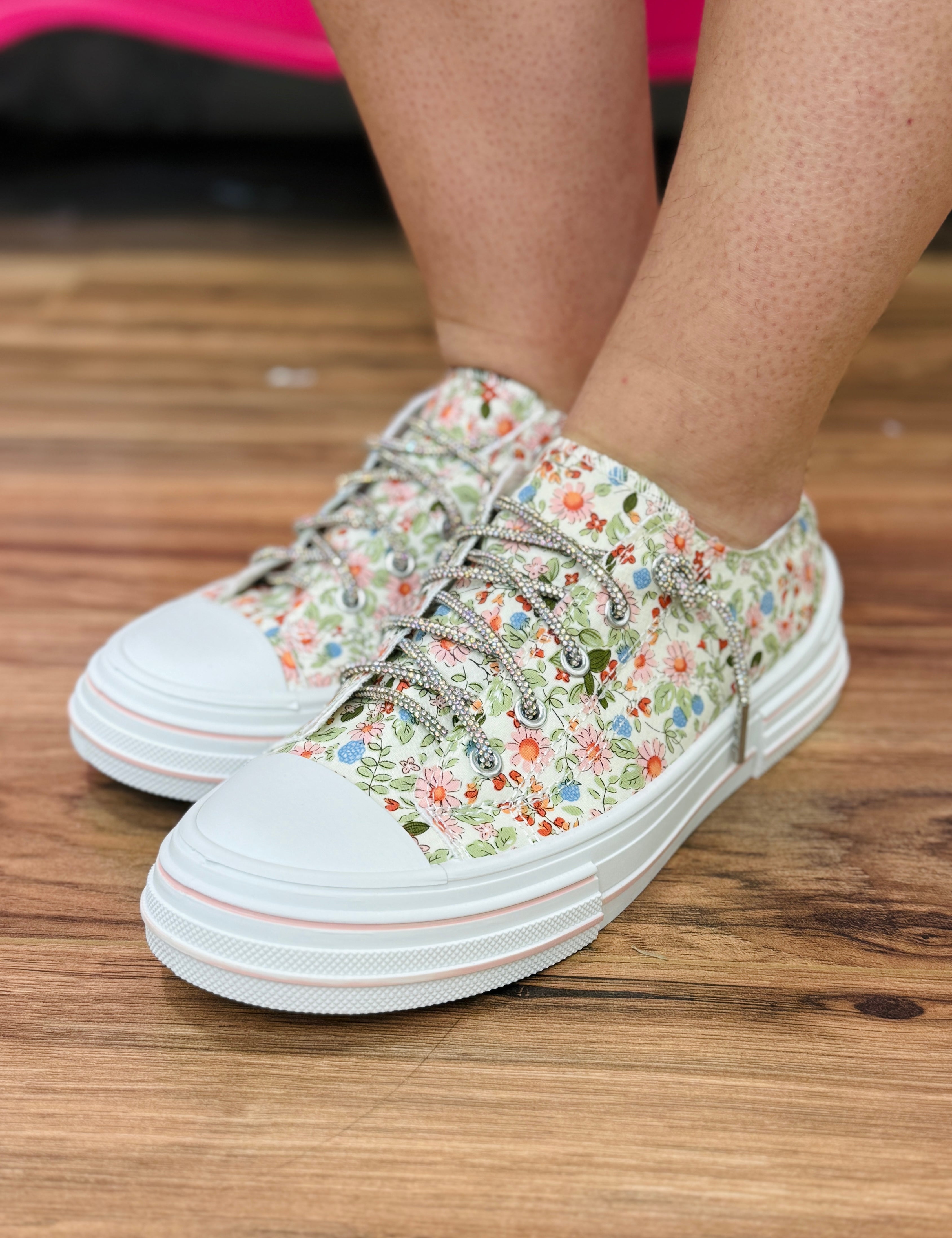 Aman Floral Sneakers - White Multi