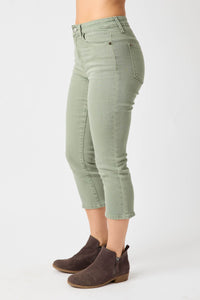 Mary Mid Rise Capri by Judy Blue PREORDER