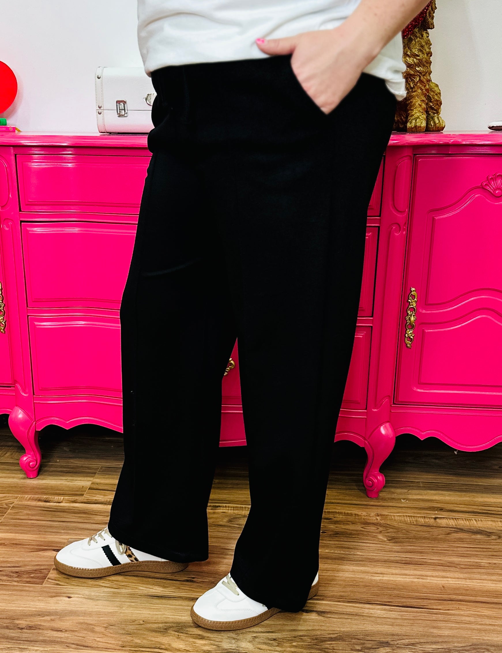 Floating In Clouds Pants - Black