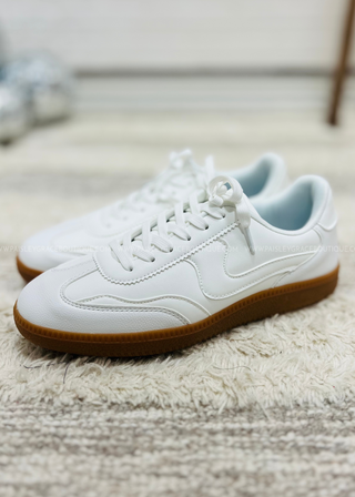 Mel Sneakers - White