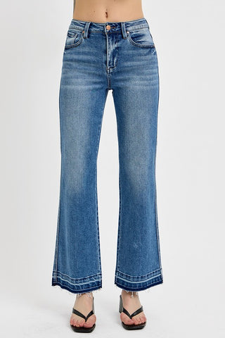 Adleigh Raw Hem Bootcut Jeans Risen