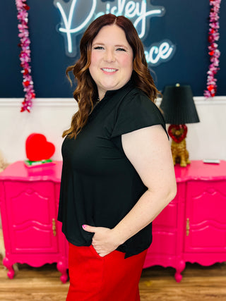 The Nicole V-Neck Top - Black (PREORDER)