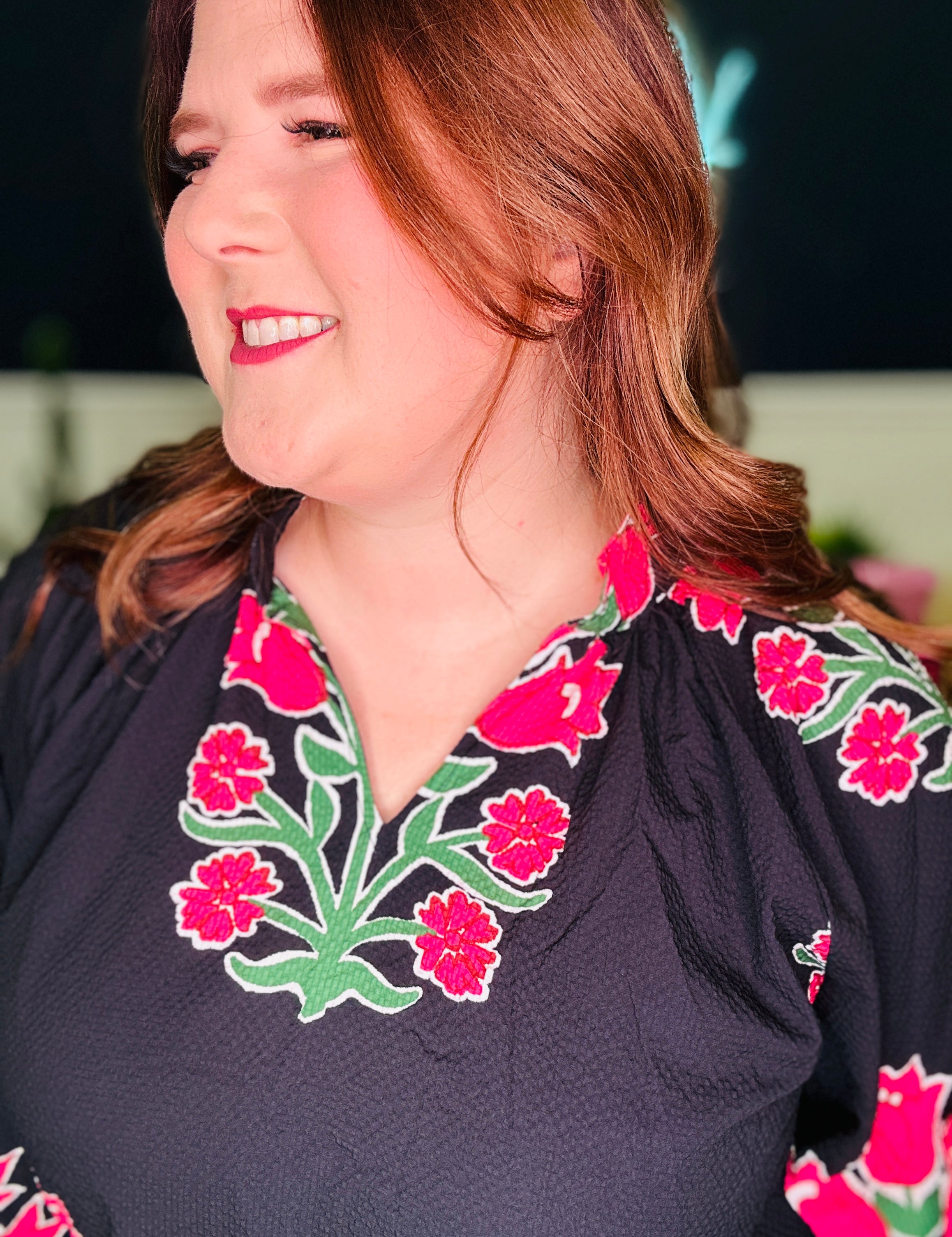 Bubble Sleeved Tulip Print Split V-Neck Top - LAST ONES FINAL SALE