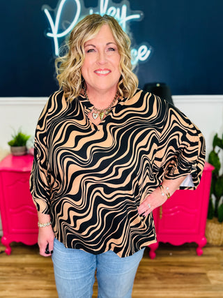 Notch V-Neck Print Top