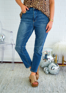 Aimee Tummy Control Jeans by Judy Blue
