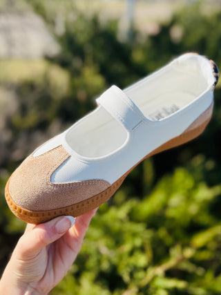 Calm Down by Corkys - Sand