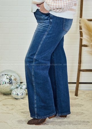 Risen Tummy Control High Rise Jeans