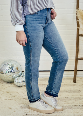 Judy Blue Mid Rise Rigid Magic Release Hem Jeans