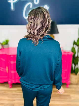 Dear Scarlett Travel Weekend Set In Hunter Green