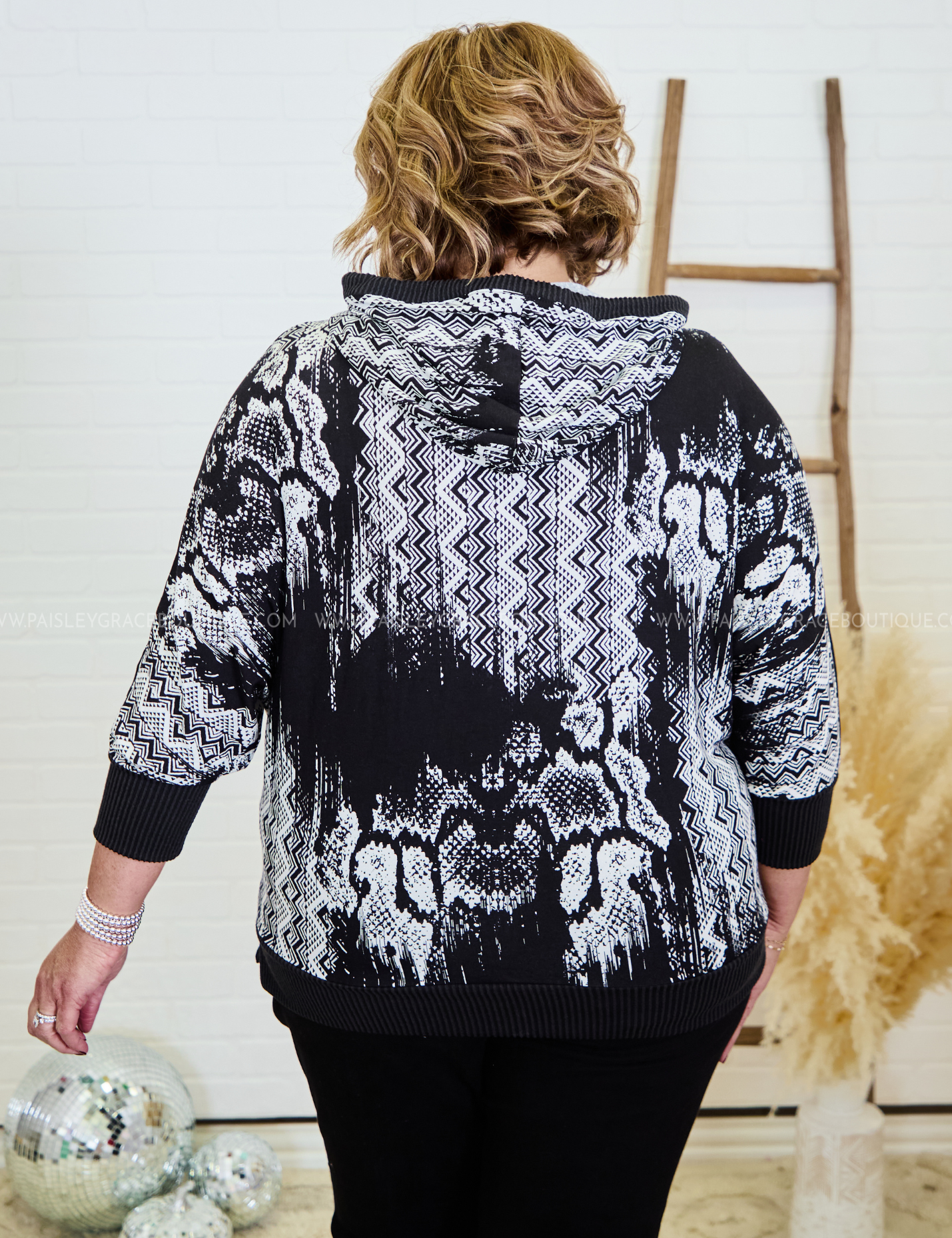 Bold Aztec Top* LAST ONES FINAL SALE *