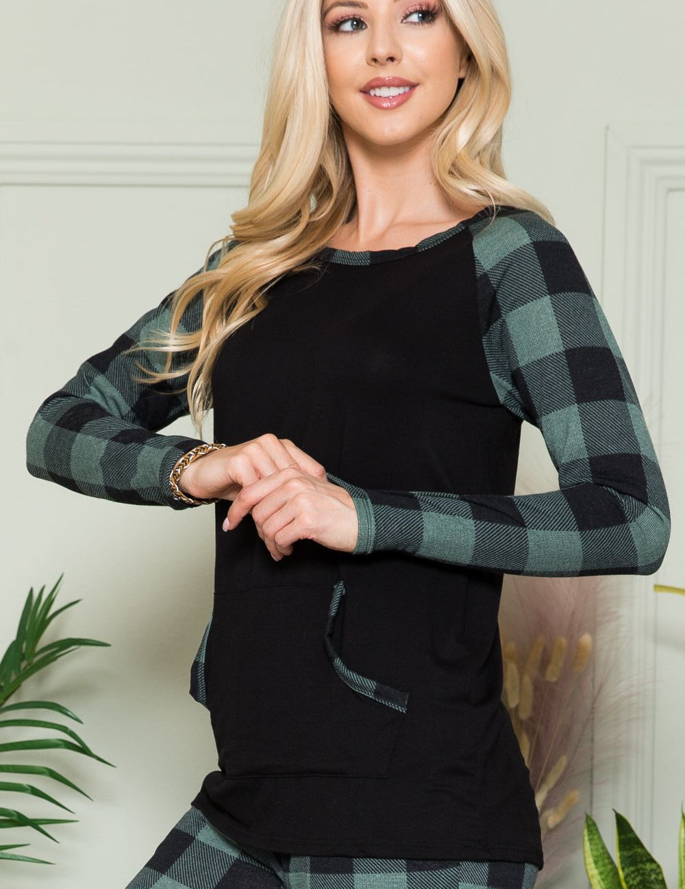 Feeling Fabulous Top - 2 Colors