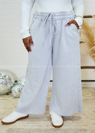 In or Out Wide Leg Cropped Pants in Light Grey