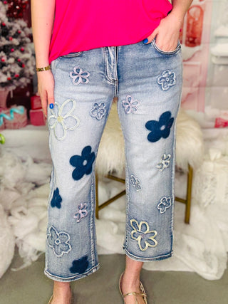 Washed Stretch Floral Embroidery Denim Pants