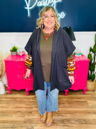 Classic Beauty Hooded Kimono - Black