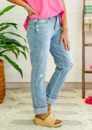 Sam Mid Rise Star Pocket Boyfriend Jeans