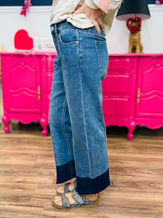 Winslow Contrast Bottom Hem Cropped Pants