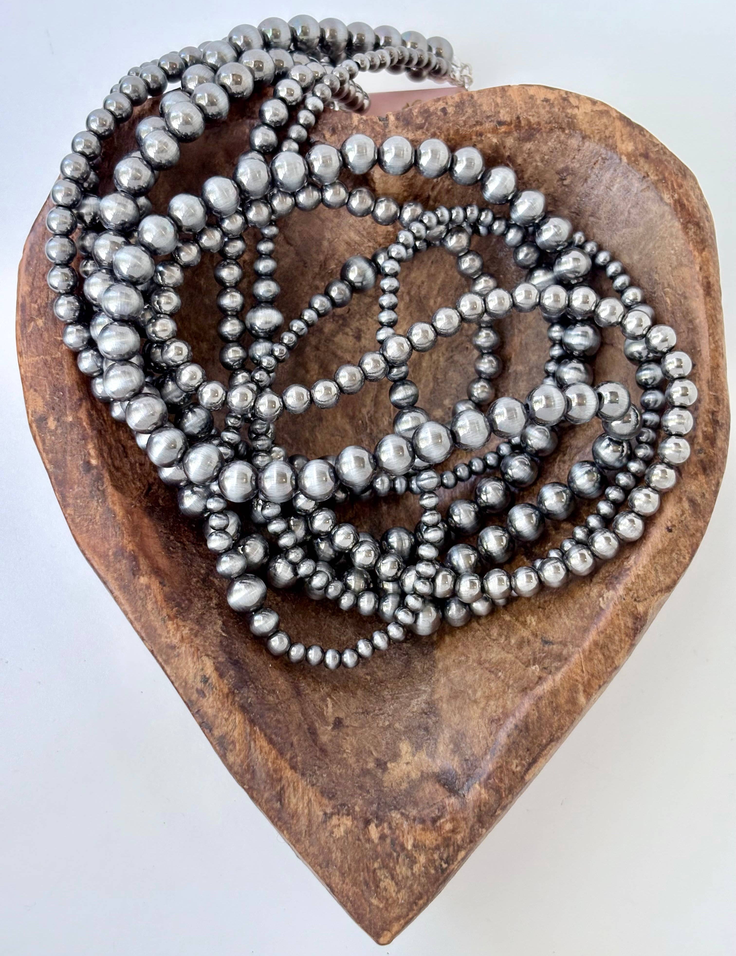 Aurelie Layered Navajo Pearl Necklace