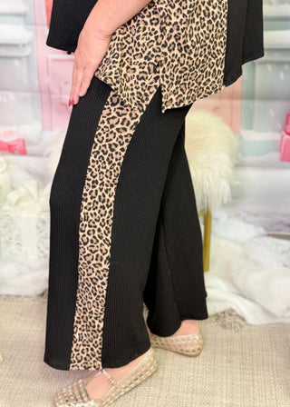 Ribbed Leopard Striped Pants