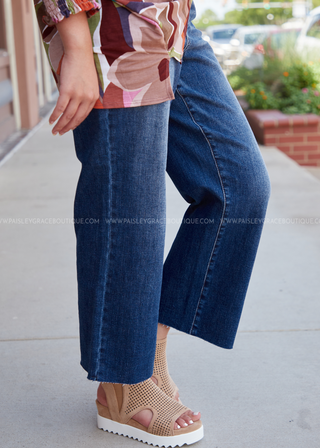 Winnie Crop Wide Leg Jeans by Judy Blue