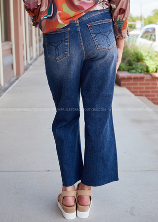 Winnie Crop Wide Leg Jeans by Judy Blue