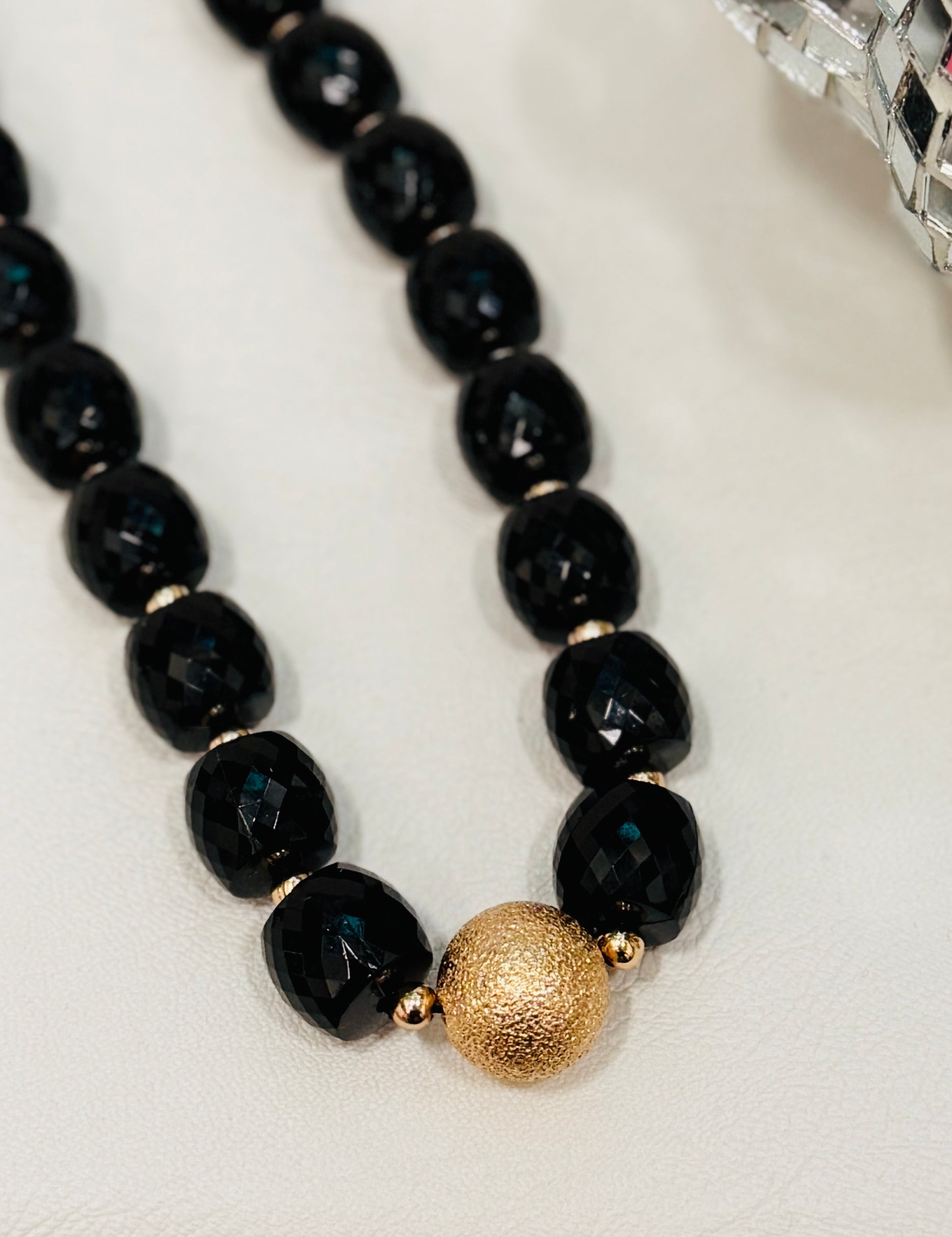 Chunky Beaded Necklace - Black