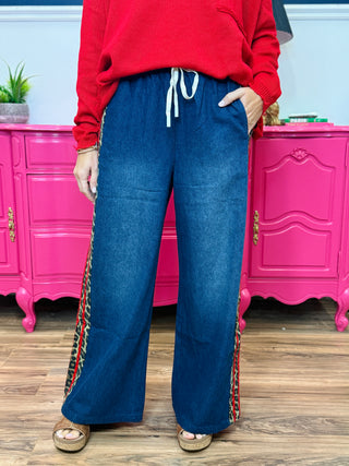 Denim Jeans With Leopard & Red Contrast - Dark Wash