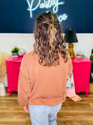 DEAL - Rib And Floral Patchwork Pullover Top