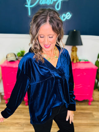 DEAL Long Sleeve Velvet Double Layered Back Tunic