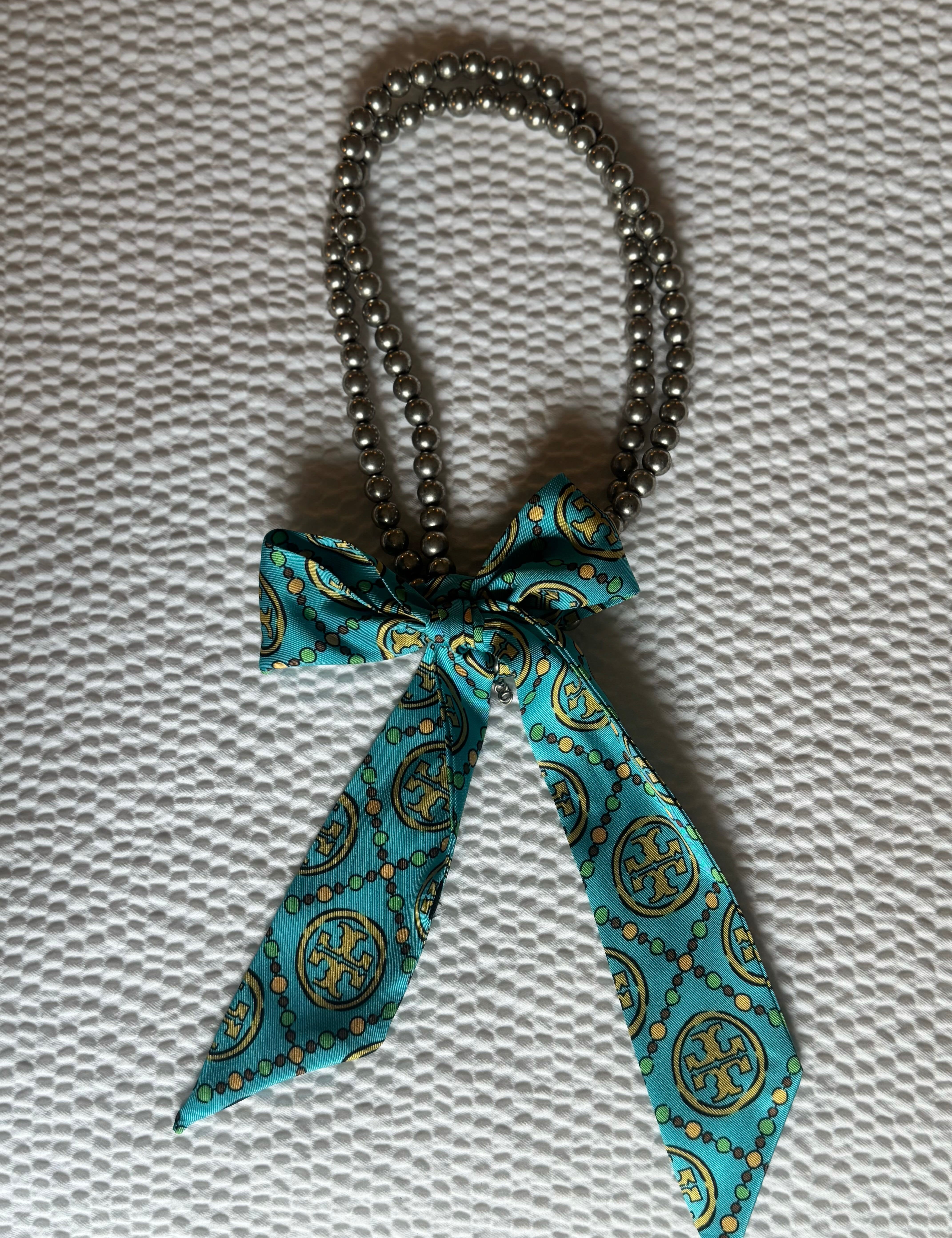 Necklace with Twilly - 4 Colors