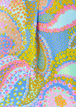 Load image into Gallery viewer, Among the Daisies Top
