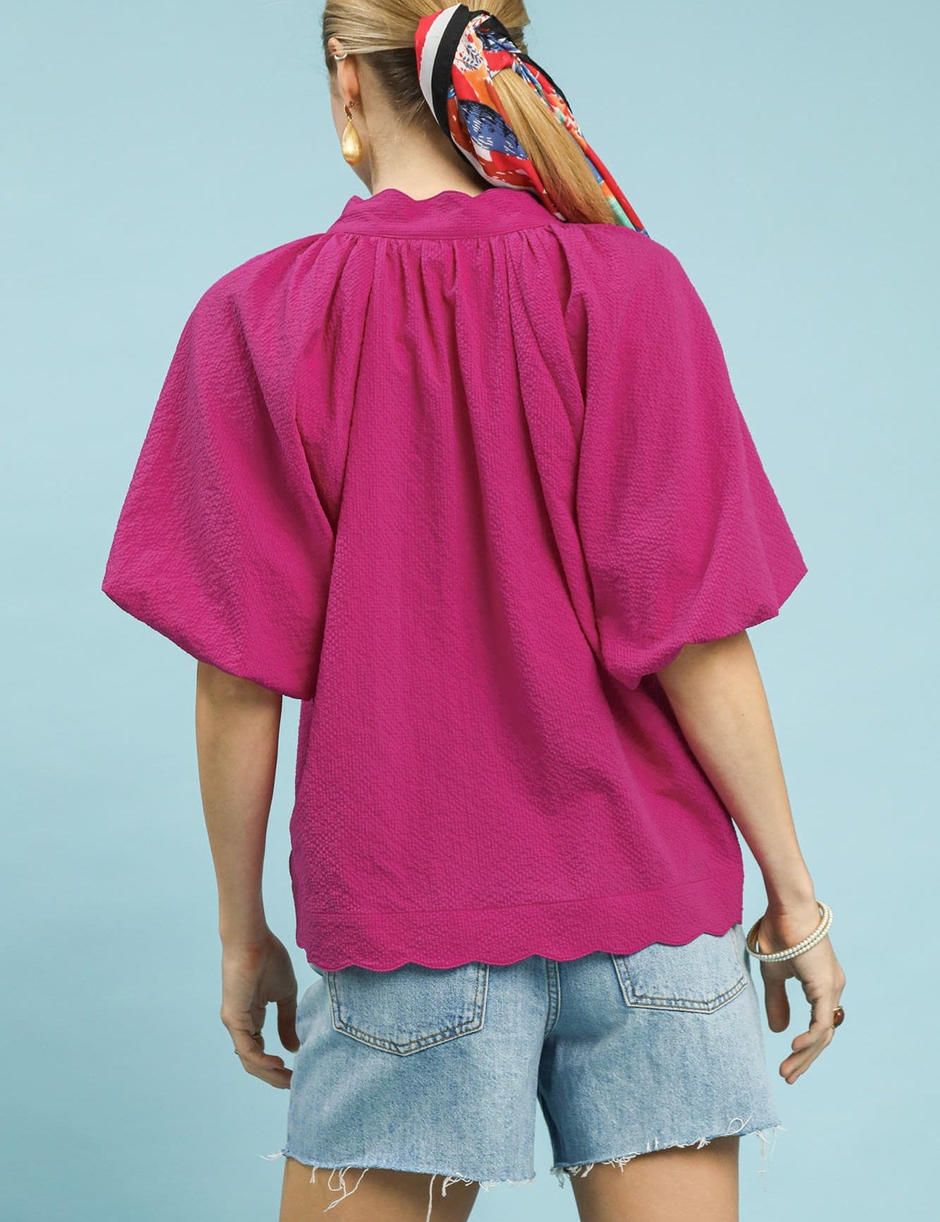 Seersucker Bubble Sleeve Scallop Top