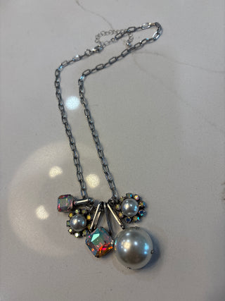 Poppy Pearl Charm Necklace - 2 Colors
