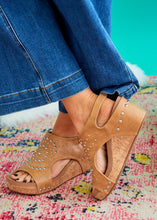 Load image into Gallery viewer, Docie Doe Wedges by Corkys - Caramel
