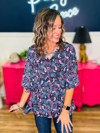 Dear Scarlett Dreamer Top In Black Multi Paisley