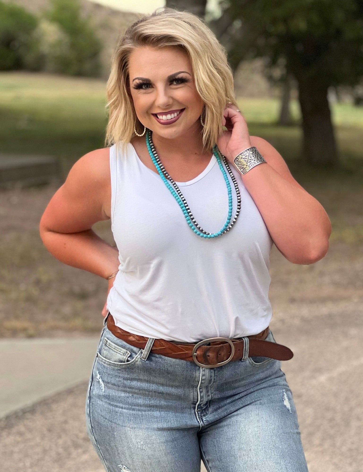 Jules Vneck Sleeveless Top