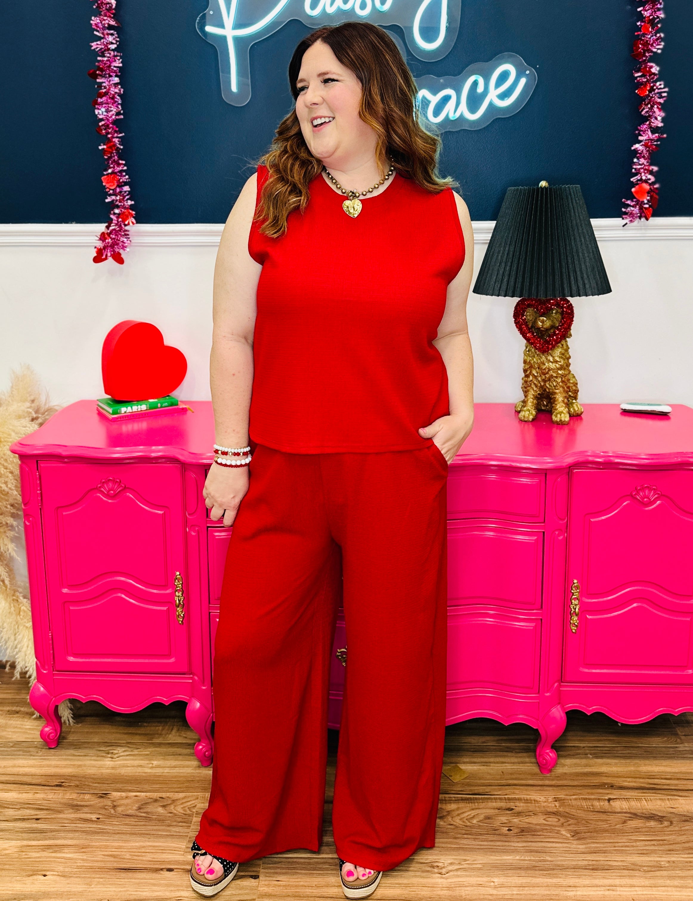 The Earhart Top - Red