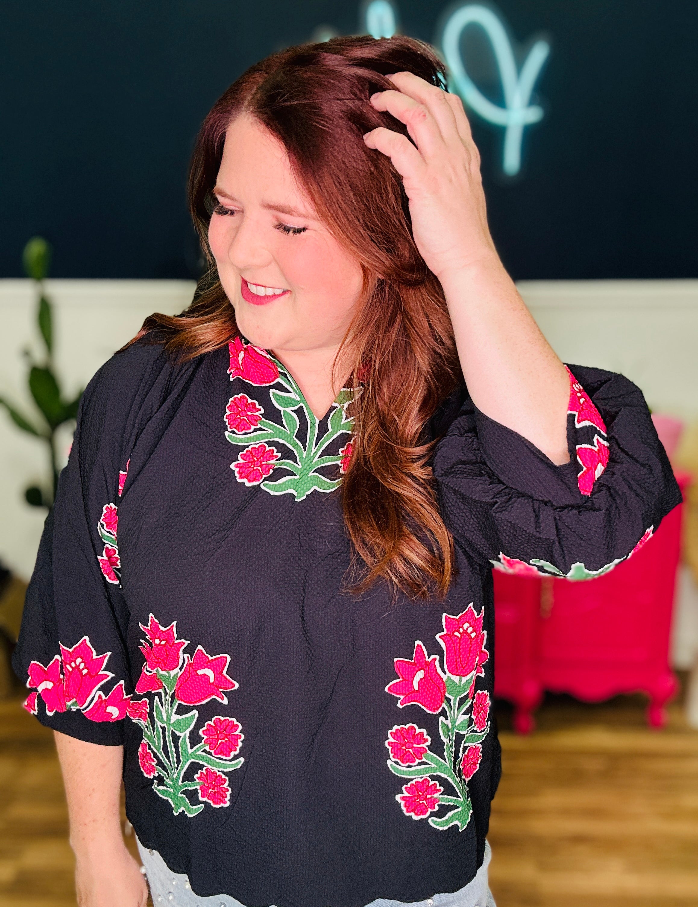 Bubble Sleeved Tulip Print Split V-Neck Top - LAST ONES FINAL SALE