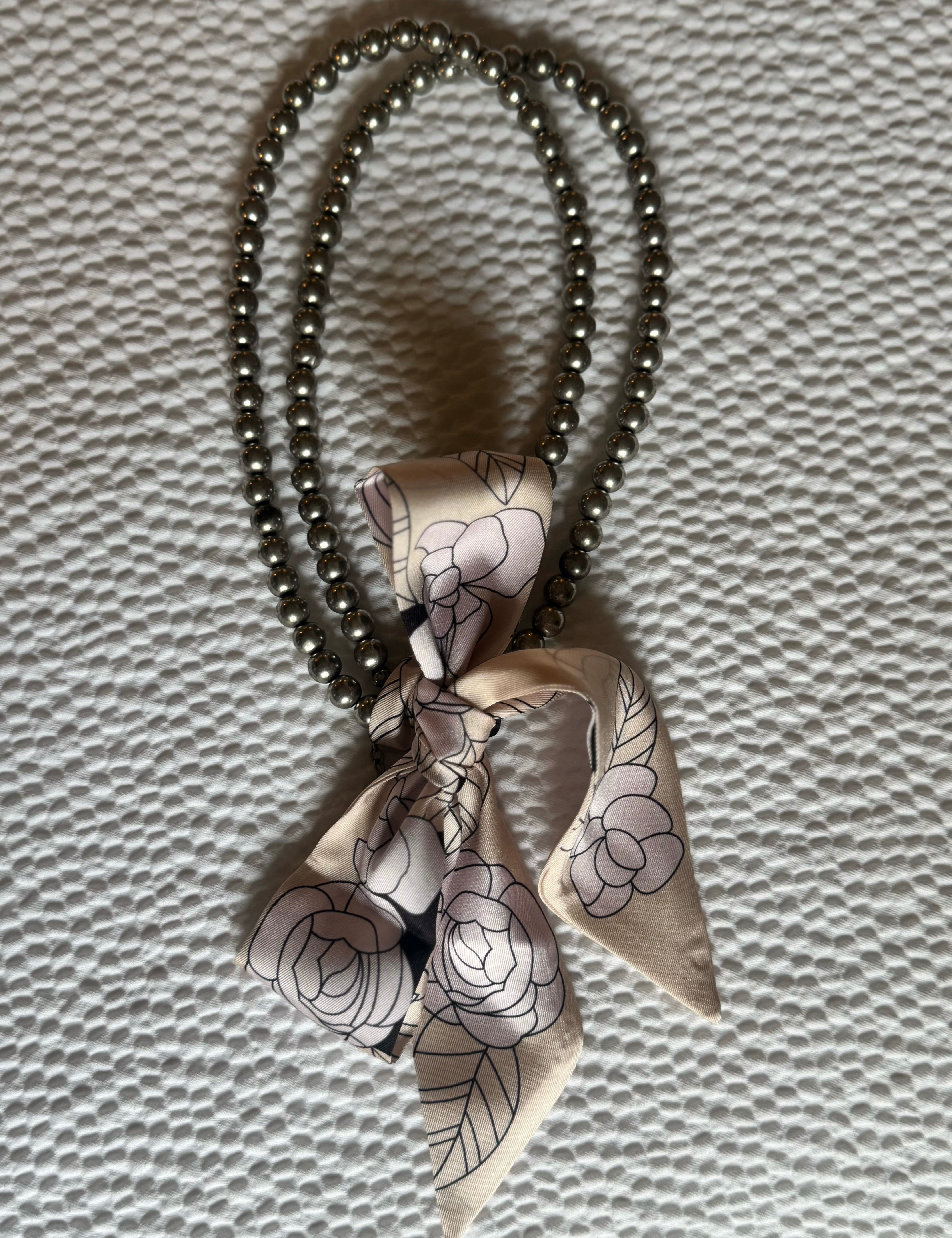Necklace with Twilly - 4 Colors