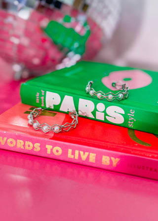 Mara Wavy Hoop Earrings - 2 Styles