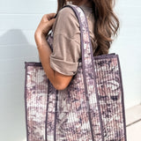 BIRDIE  Quilted Tote Bag in Dark Camo