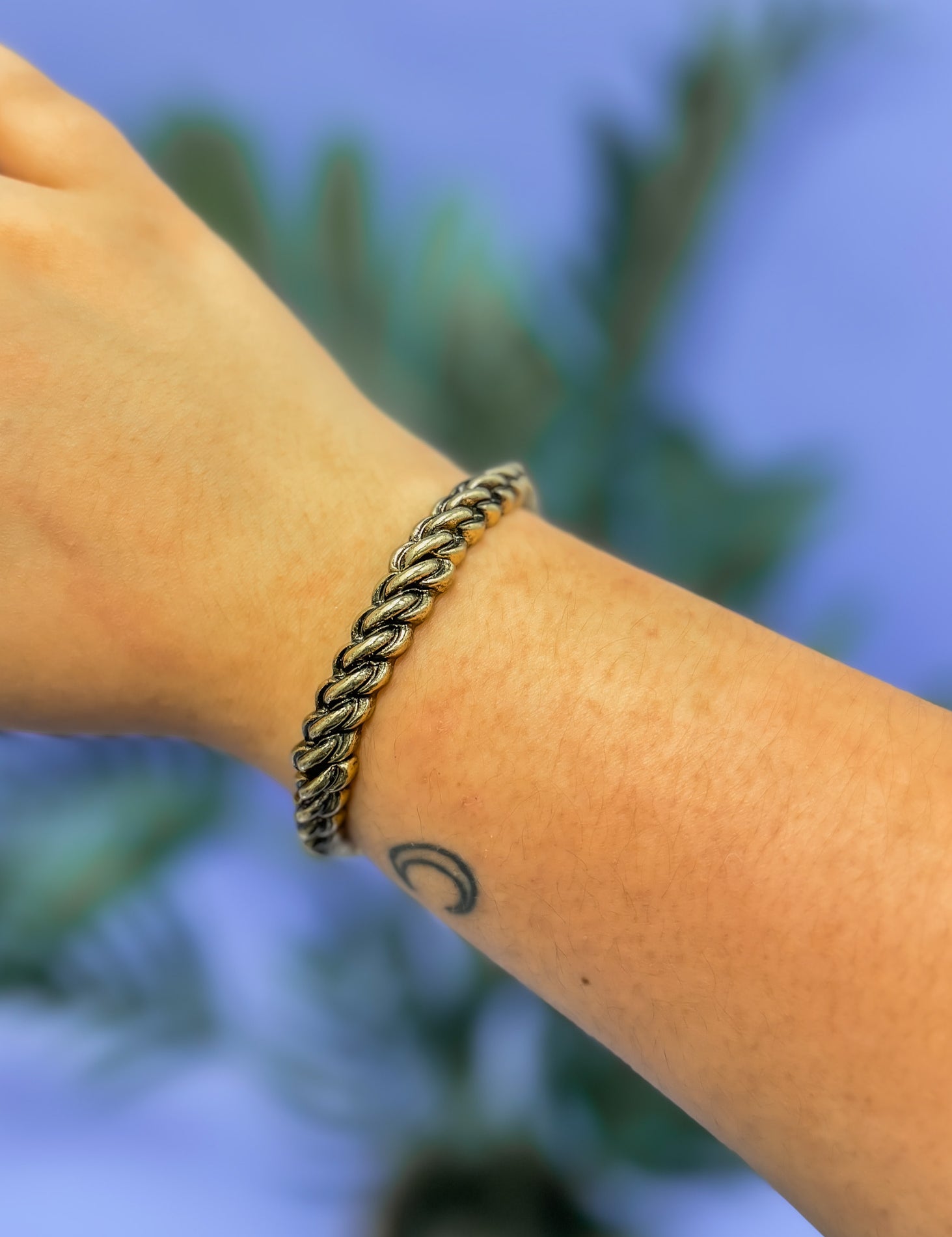 Katie Twist Bangle - Multiples Sizes - LAST ONES FINAL SALE