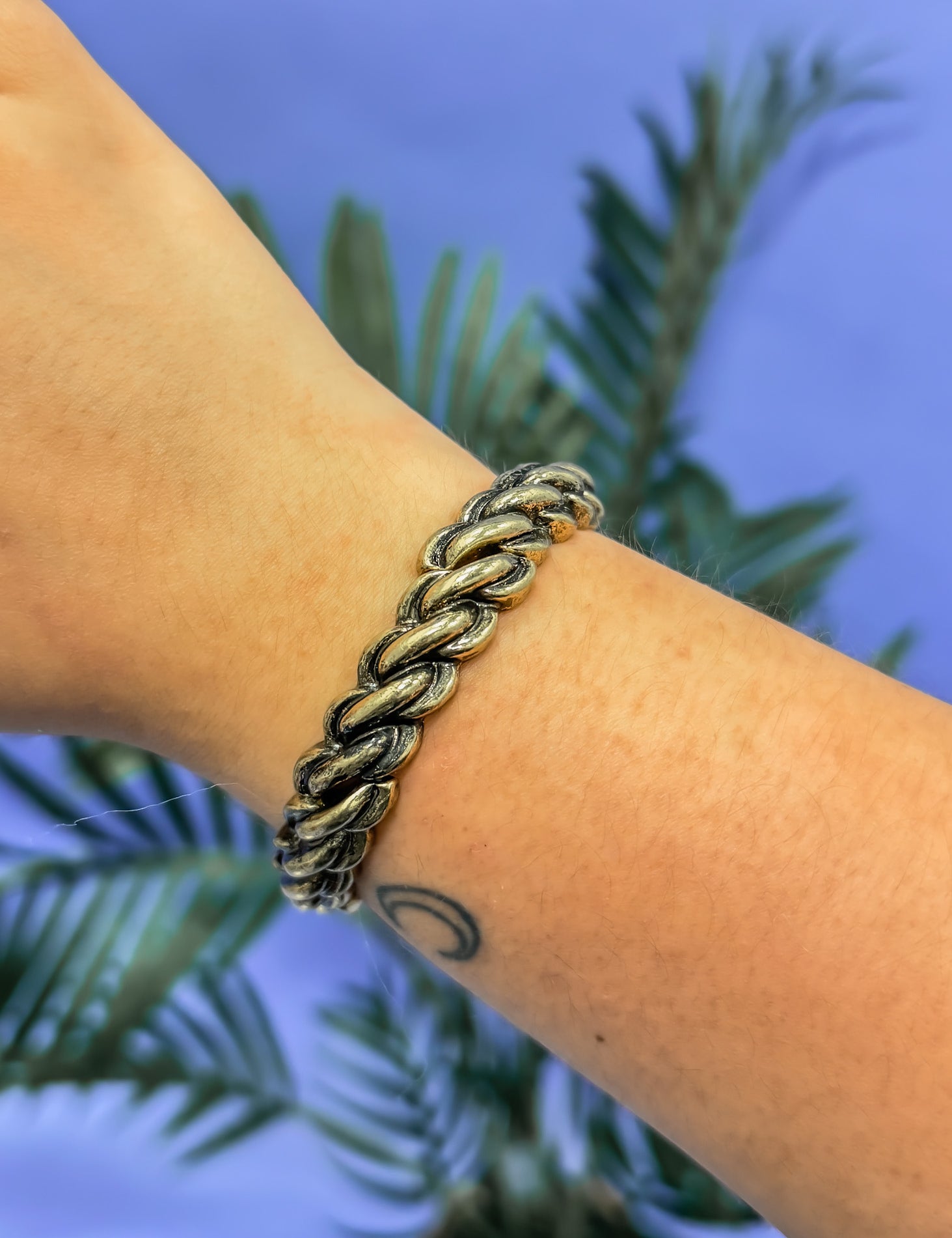 Katie Twist Bangle - Multiples Sizes - LAST ONES FINAL SALE
