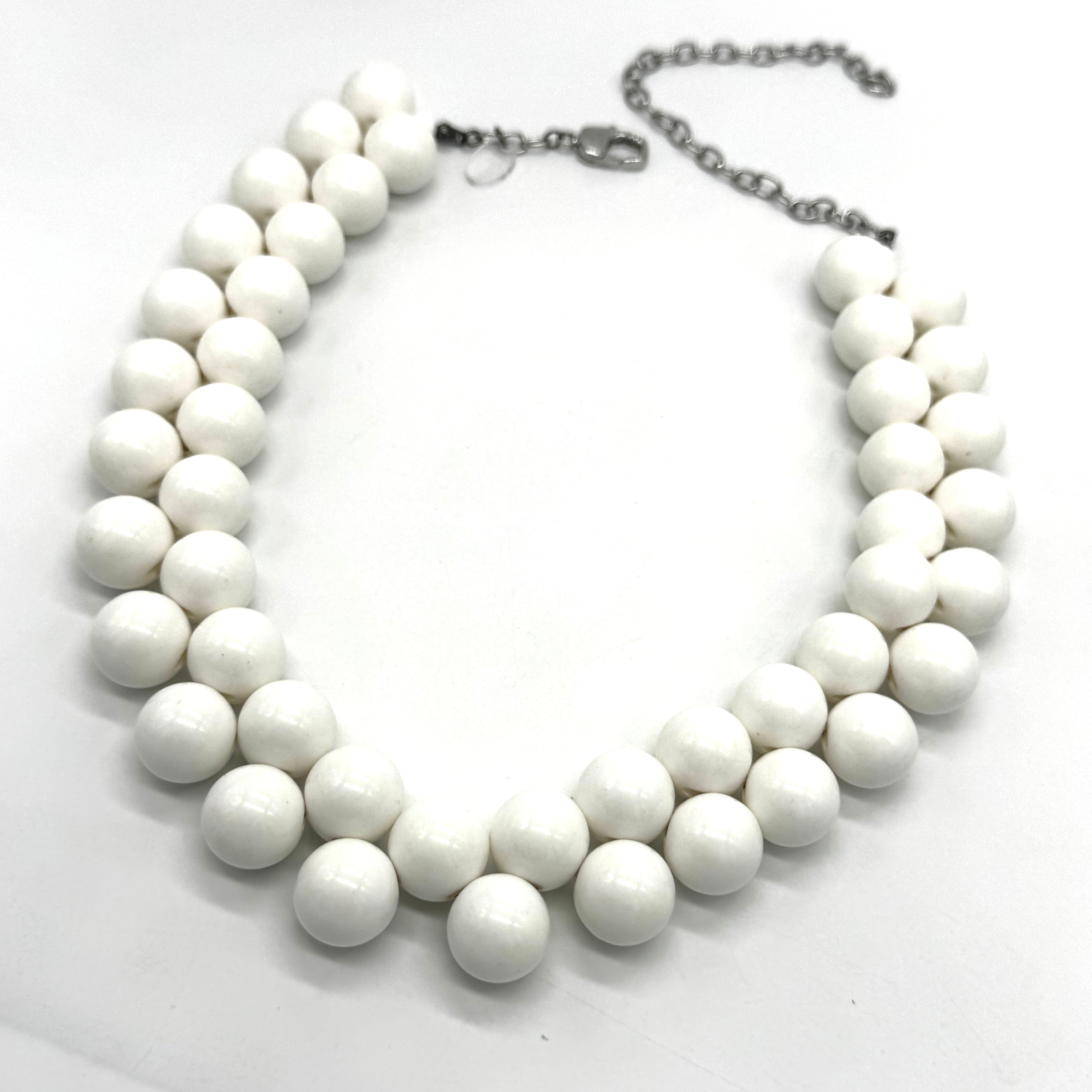 White Berry Pop Necklace - PREORDER