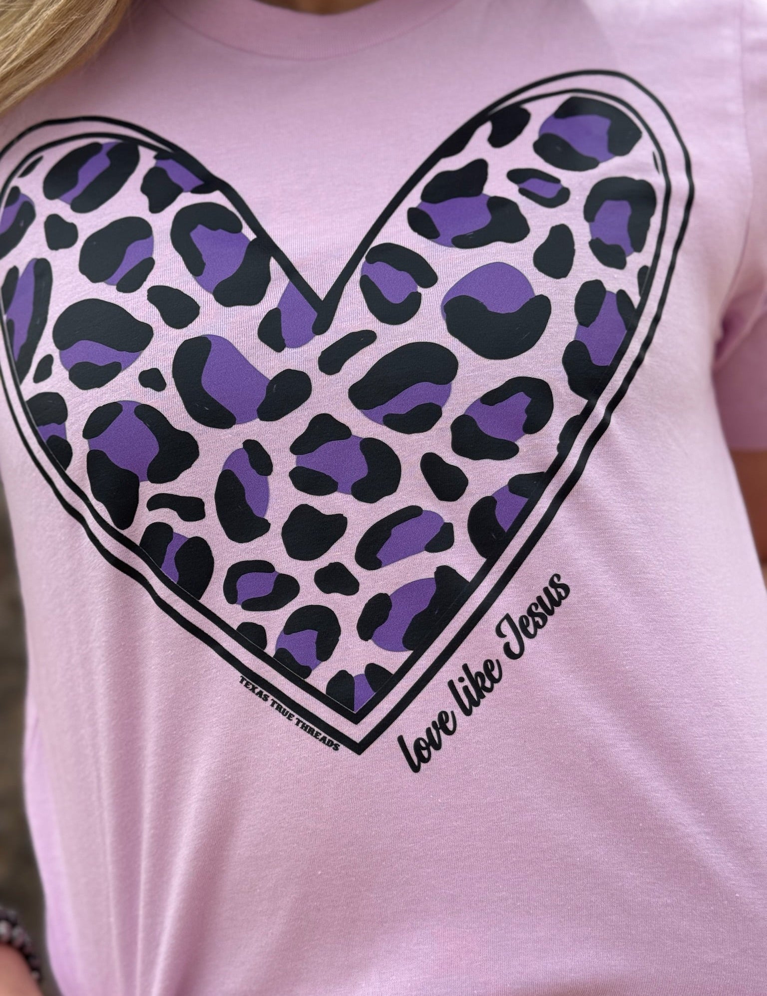 Love Like Jesus Short Sleeve Tee