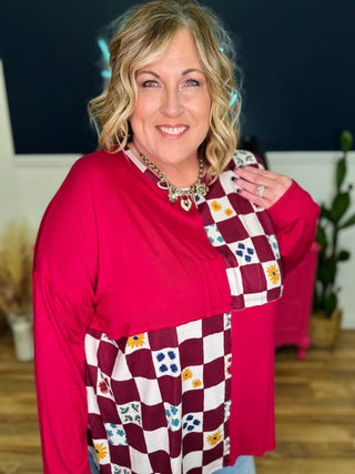 Checkered Contrast Asymmetrical Hemline Top