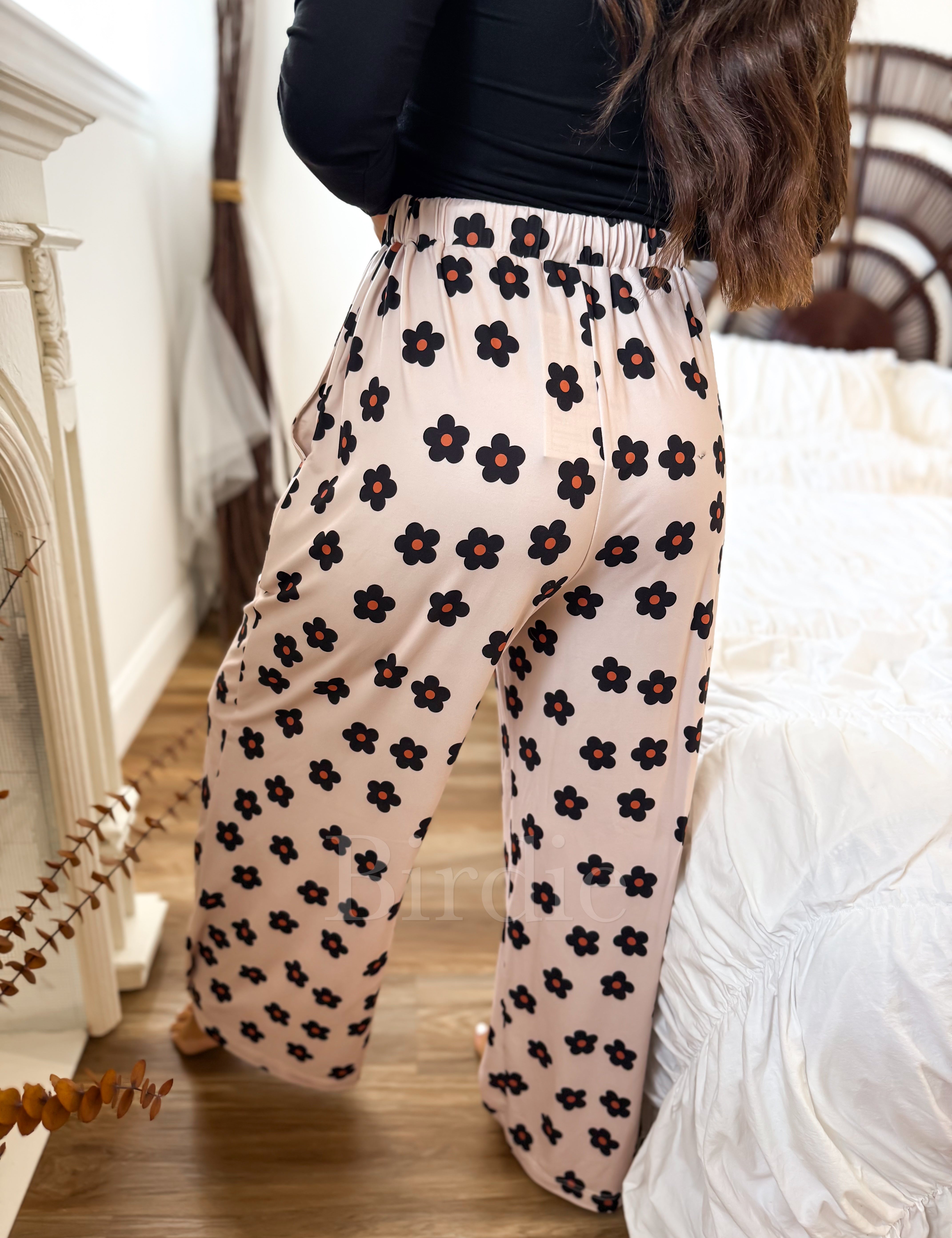 BIRDIE Stretchy Lounge Pants 2.0 in Midnight Wildflower