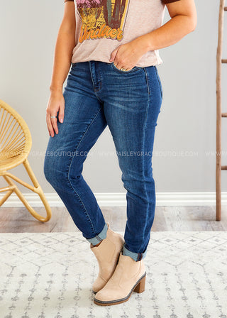 Madelyn/Amber Slim Fit Jeans by Judy Blue