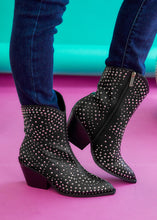Load image into Gallery viewer, Lucky Lasso Boots by Corkys - Black
